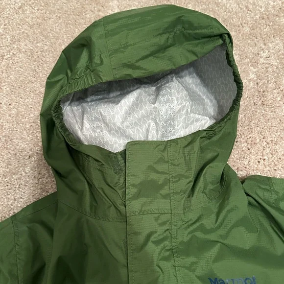 Marmot Kids PreCip Eco Jacket in Storm/Cilantro, size M.